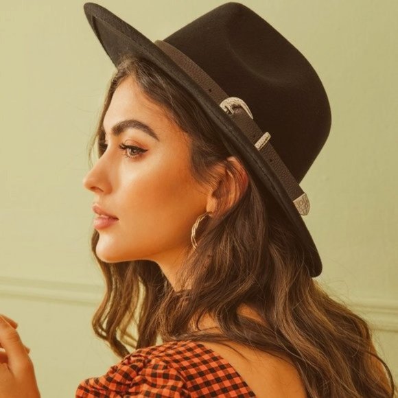 Aluna Levi Accessories - buckle black fedora hat